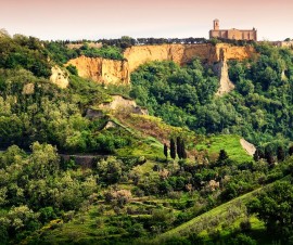 PASQUA a Canestro con KKM Group: tornei di basket per famiglie a Volterra