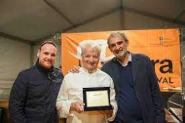 IGINIO MASSARI premiato Ambasciatore del Gusto al Ferrara Food Festival
