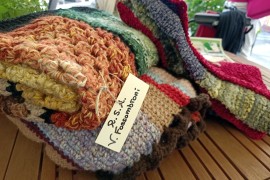 Venti coperte di lana donate al Calcit dalla Casa Pia