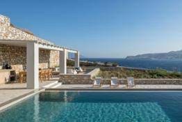 Ethimo per le Mykonos Esti Luxury Villas. Eleganza mediterranea