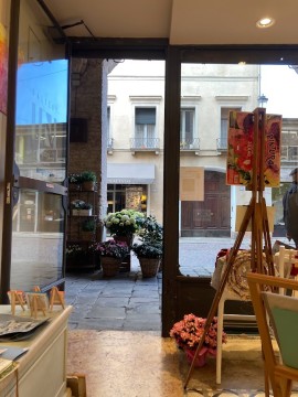 Il blu assoluto di Diana Migliorato in mostra alla Gallery IN di Padova