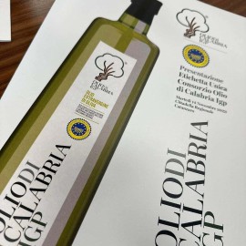 Arriva l'etichetta unica per l'Olio di Calabria IGP