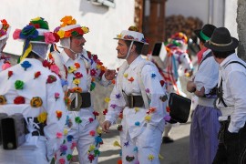 Carnevale e sci all’Hotel Bella Vista di Trafoi: una vacanza a misura di famiglia sullo Stelvio, quando i pomeriggi assolati preannunciano la primavera
