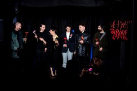 “Il piano”, una commedia allegra e post-moderna al teatro Virginian
