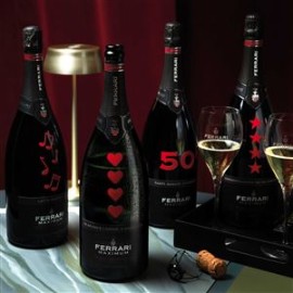 Nuove, accattivanti personalizzazioni per il Ferrari Maximum Blanc de Blancs