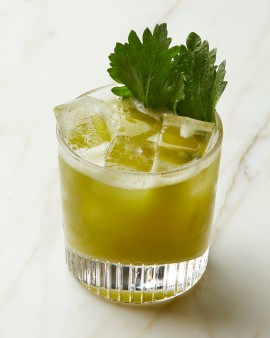  Dalle bibite Sanpellegrino ecco “Celerybration”, il cocktail analcolico che rende omaggio al Natale e alla sua atmosfera di festa