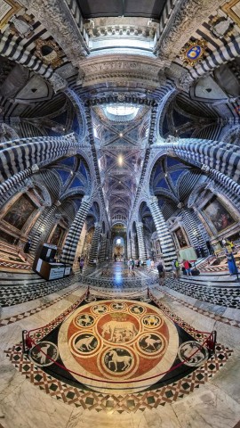 La Sibilla Delfica e il pavimento alchemico del Duomo di Siena