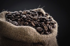   Caffeina, gli effetti benefici contro l’alopecia androgenetica