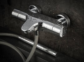  Miscelatore termostatico vasca a parete di OMBG.  Classico e affidabile