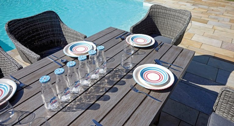 Dining set Toledo di Greenwood. “Natural style” per il giardino