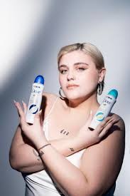 In occasione del lancio dei nuovi deodoranti antitraspiranti Dove Advanced Care BigMama si unisce a Dove