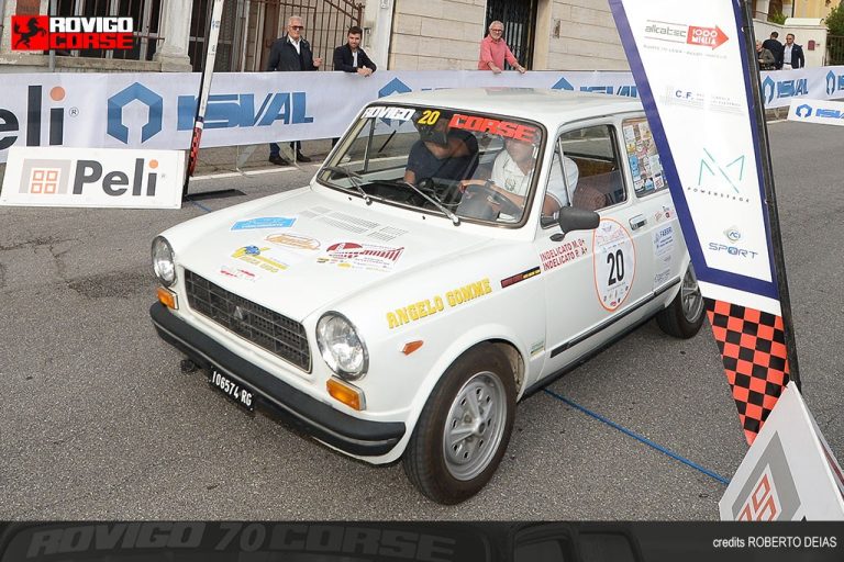 Regolarità Auto Storiche: Baia delle Ninfe