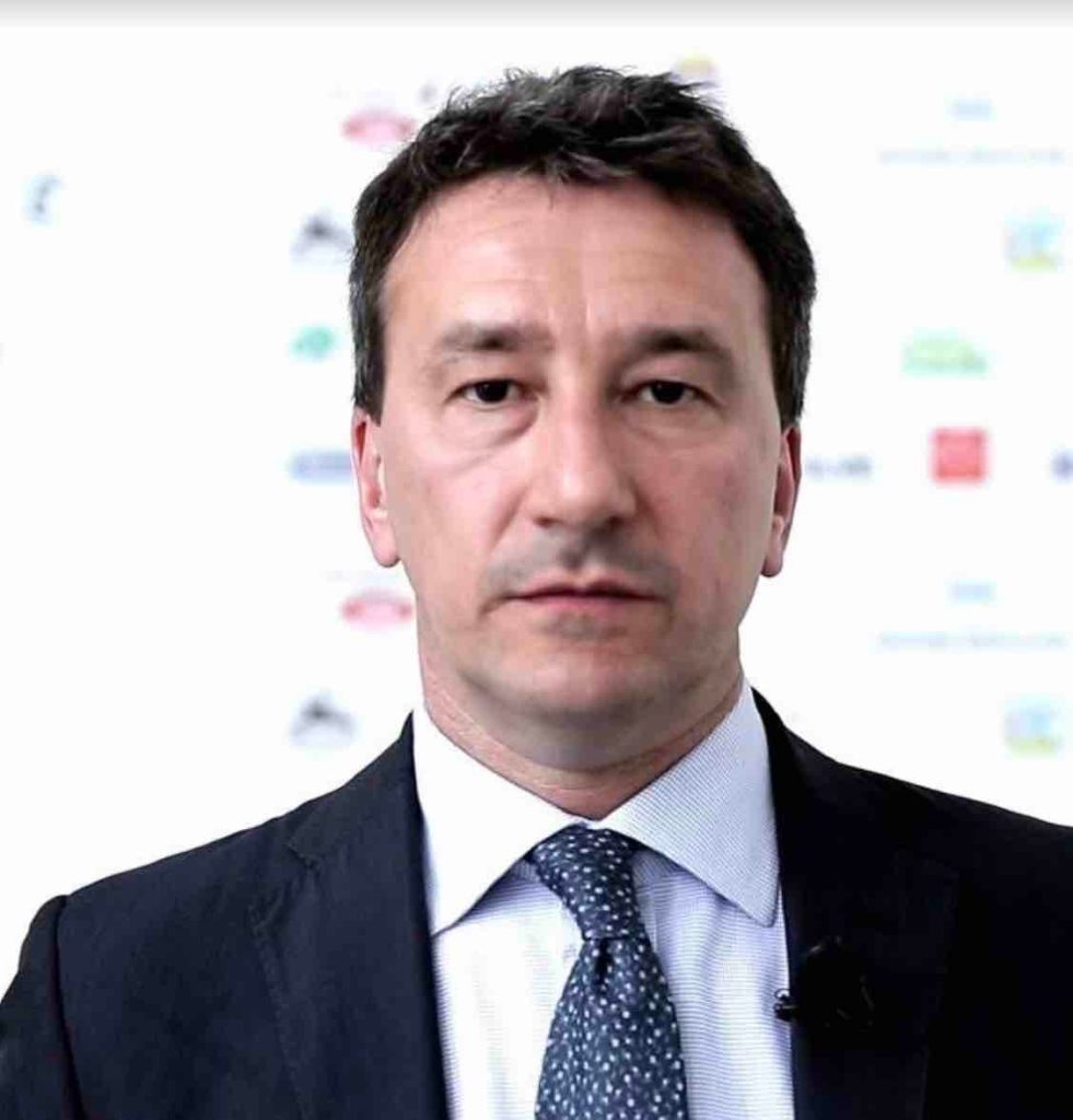 Volantino cartaceo ai raggi X
